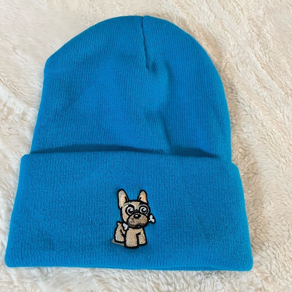 Blue hat - Picture 1 of 1